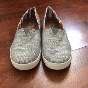 Toms shoes 6.5 women's